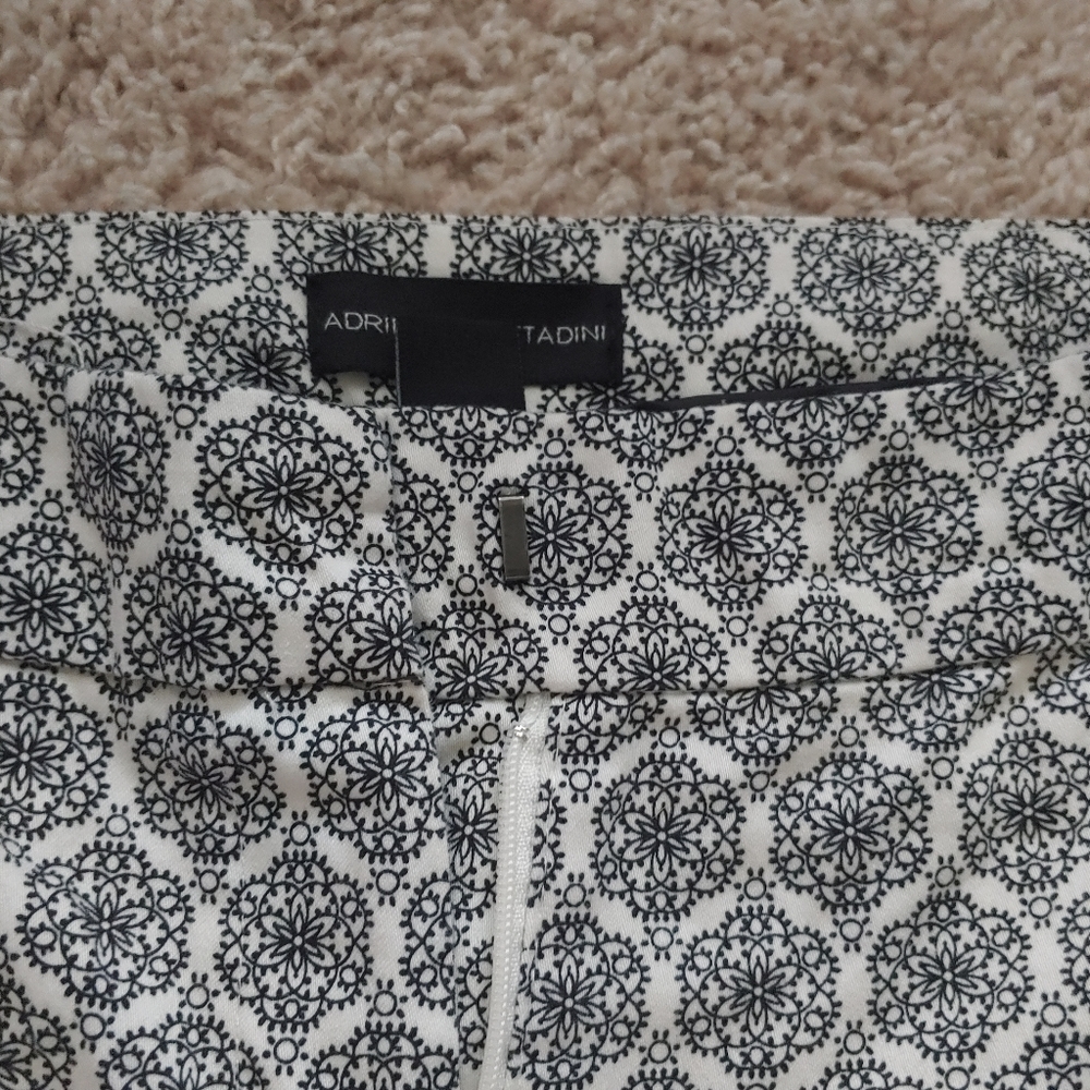 Adrienne Vittadini Size 6 Patterned Slacks - image 3